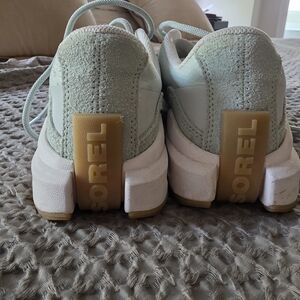 Sorel Light Green and White Sneakers